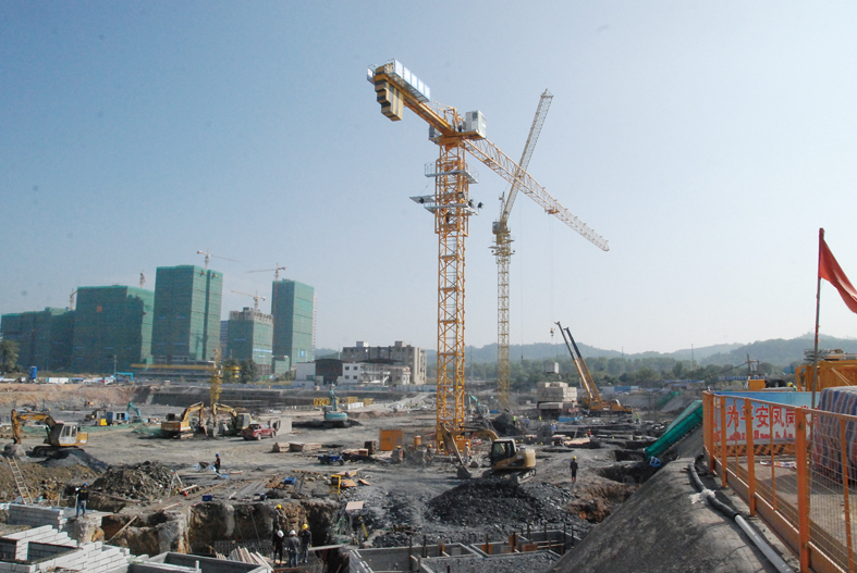 三正鵬程上花園項目建設(shè)如火如荼.jpg