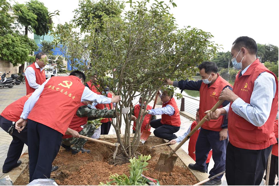 植樹(shù)節(jié)4.jpg 植樹(shù)節(jié)4.jpg